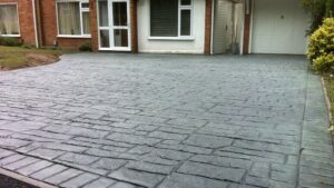 Platinum Grey Roman Cobble Printed Concrete Driveway